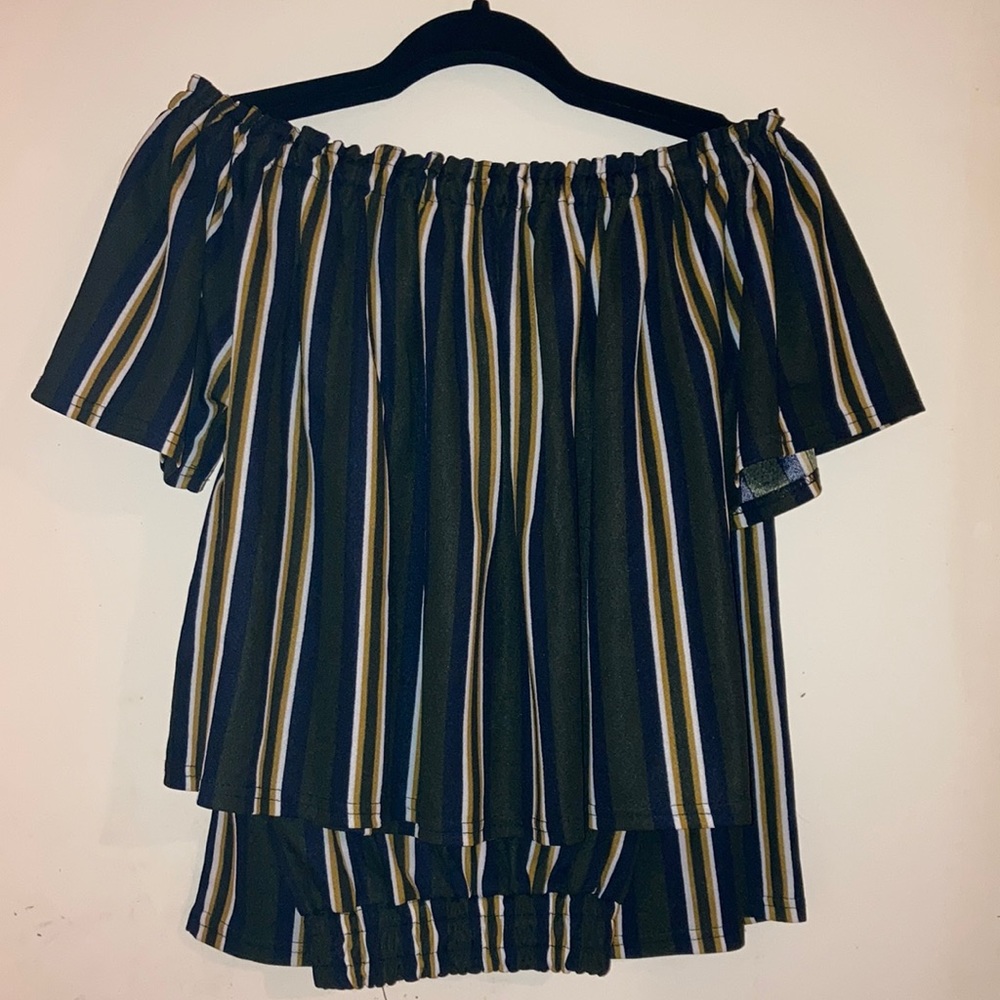 Crop top/Wide leg pants set